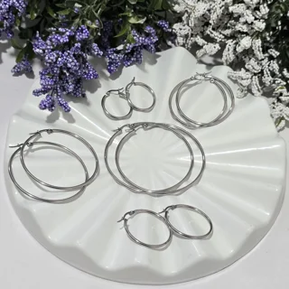 گوشواره حلقه‌ای استیل رنگ  نقره‌ای